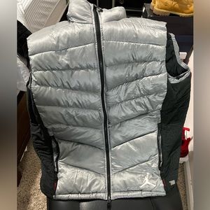 Jordan Vest Large Men’s